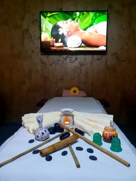 Aura Massage