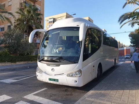 Inchirieri autocare si microbuze