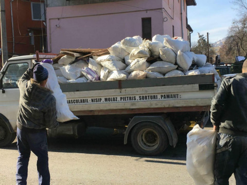 Servicii de transport