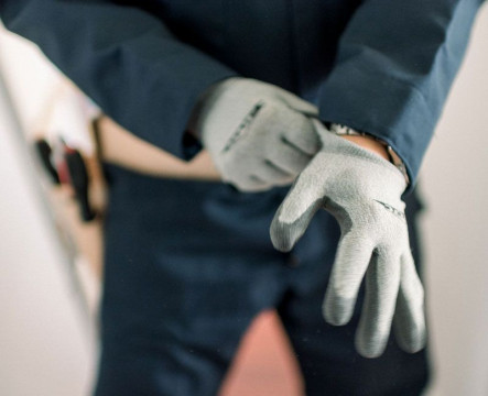 Electrician, reparații instalații electrice