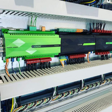 Electrician, instalatii electrice