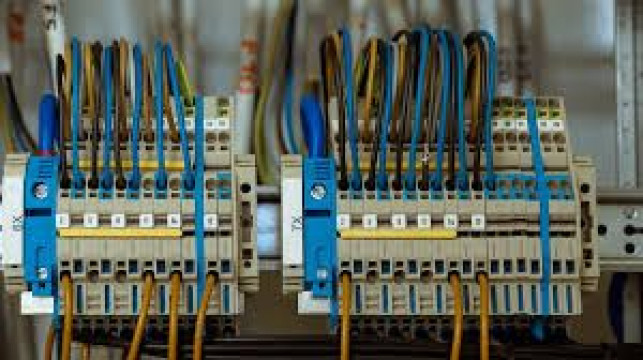 Instalatii electrice si sanitare