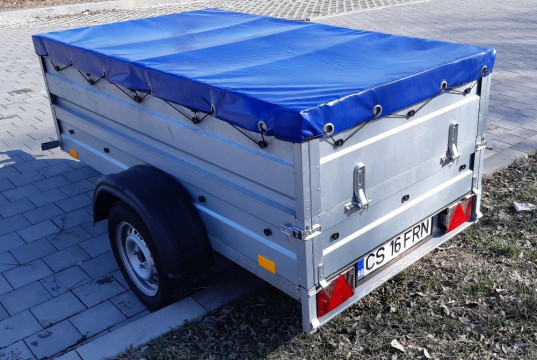 Inchiriez platforma auto si rulota