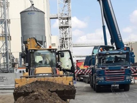 Inchiriem macara/le,utilaje si echipamente pentru constructii