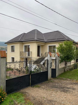 CONSTRUCȚII ACOPERIȘURI