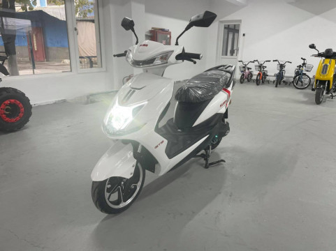 Scutere si Biciclete Electrice Iasi