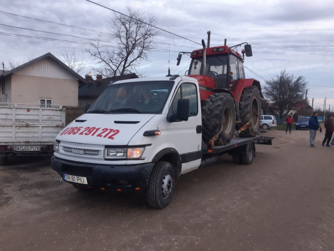 Tractari Auto Rosiorii de Vede Transport Tractor u650/Buldo/Manitou/