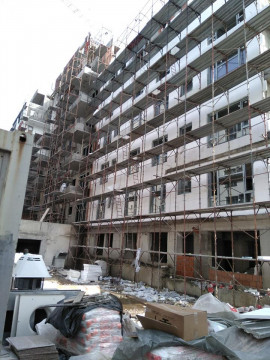 Schelă Metalică si Popi metalici