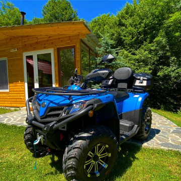 Inchiriez ATV-uri
