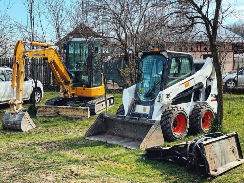 Inchiriez Bobcat si Miniexcavator
