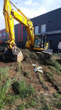 Inchiriere excavator senilat